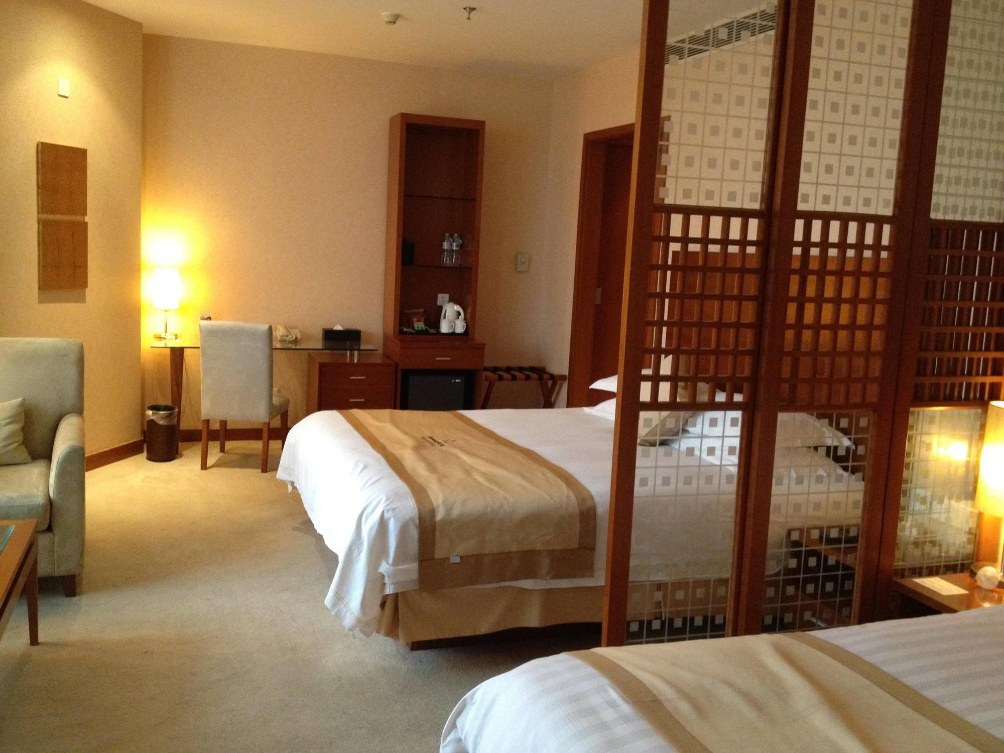 Radiance Hotel Shanghai Eksteriør billede