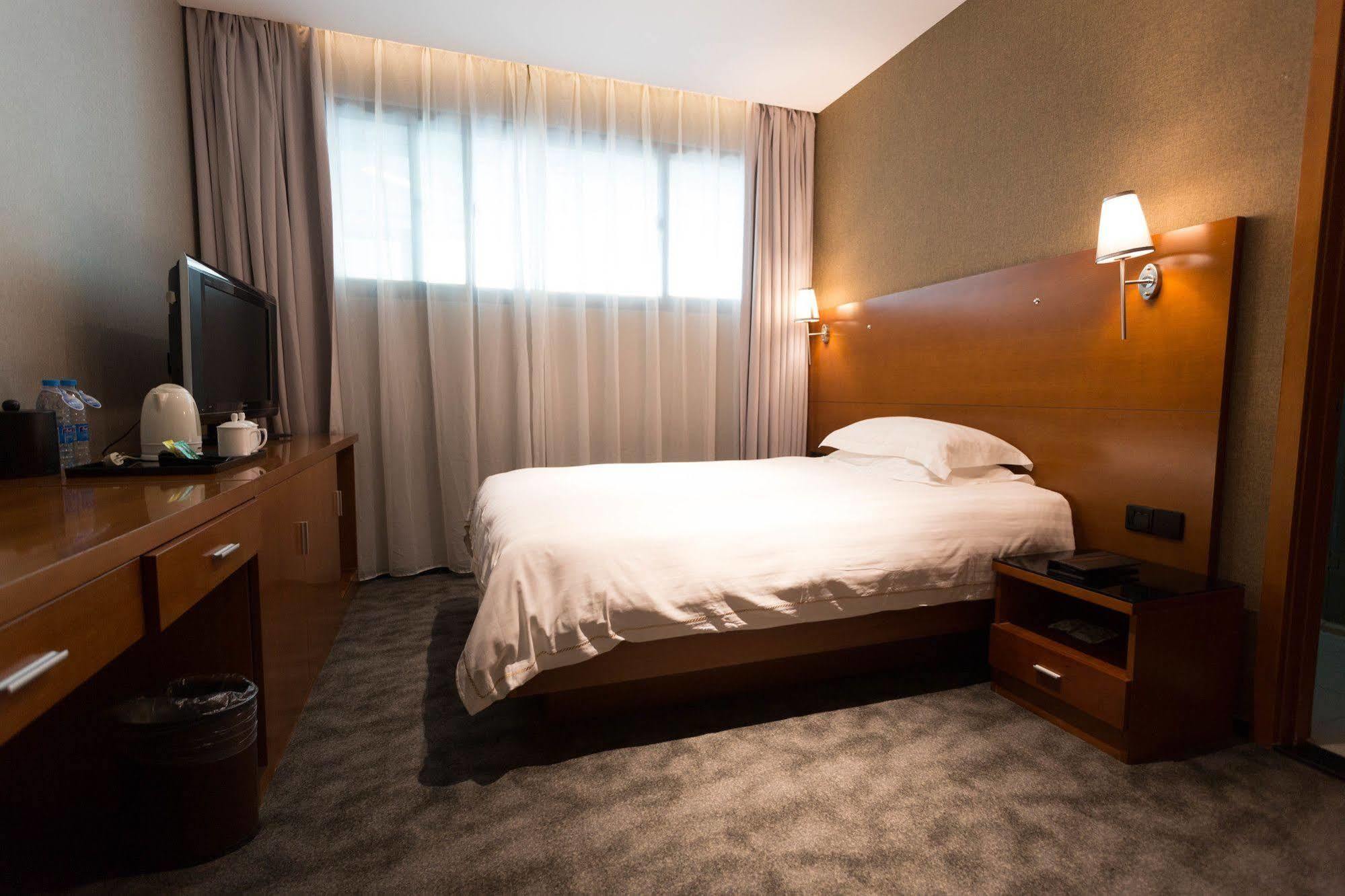 Radiance Hotel Shanghai Eksteriør billede