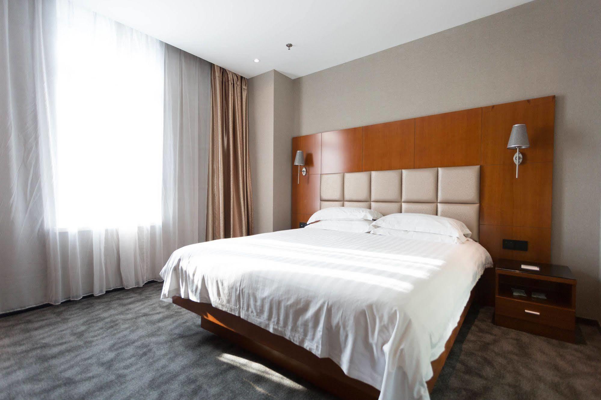 Radiance Hotel Shanghai Eksteriør billede