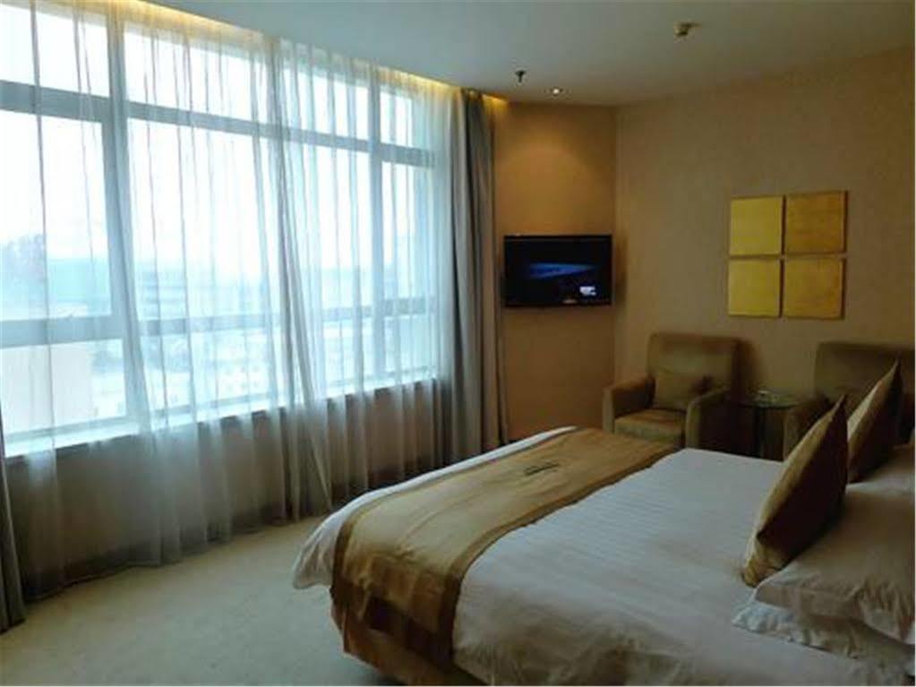 Radiance Hotel Shanghai Eksteriør billede