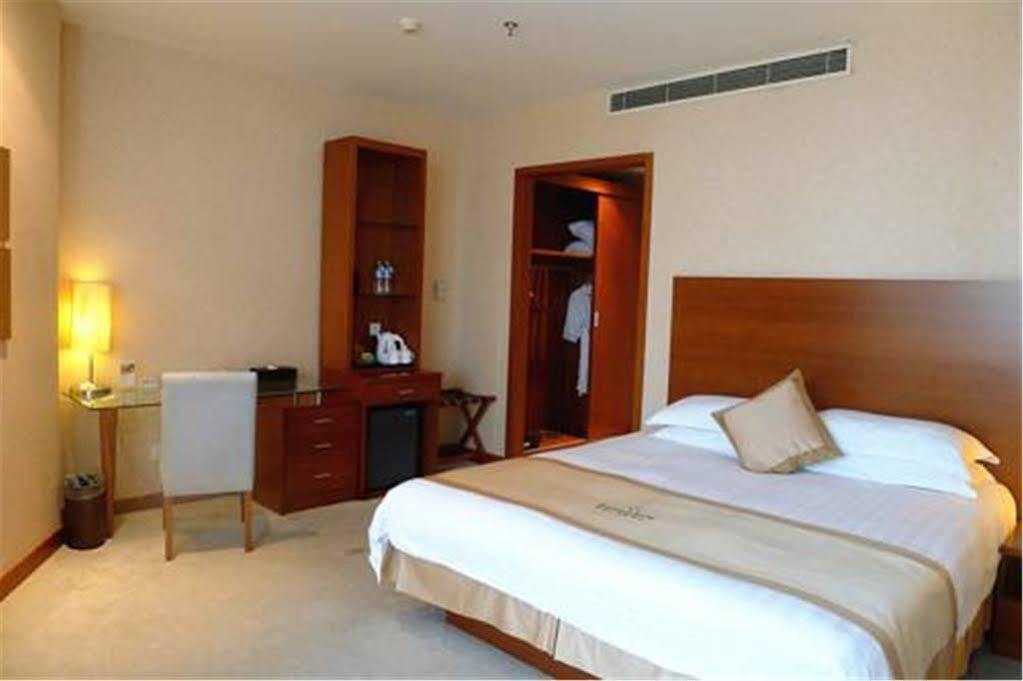 Radiance Hotel Shanghai Eksteriør billede